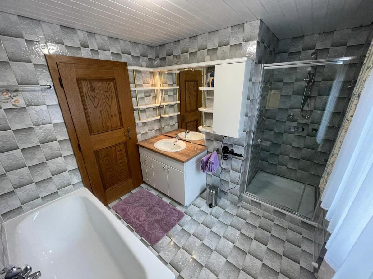 Apartment Wildalmblick Neukirchen am Großvenediger Eksteriør bilde